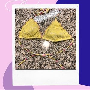 Victoria’s Secret: swimsuit, bikini top